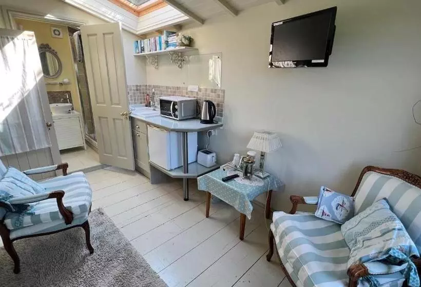 Aamiaismajoitus (B&B) Conygre Bungalow