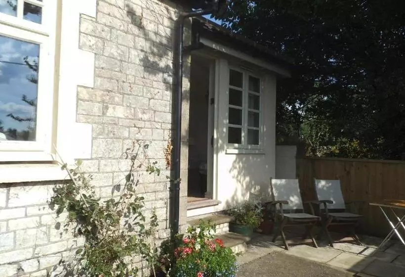 Aamiaismajoitus (B&B) Conygre Bungalow