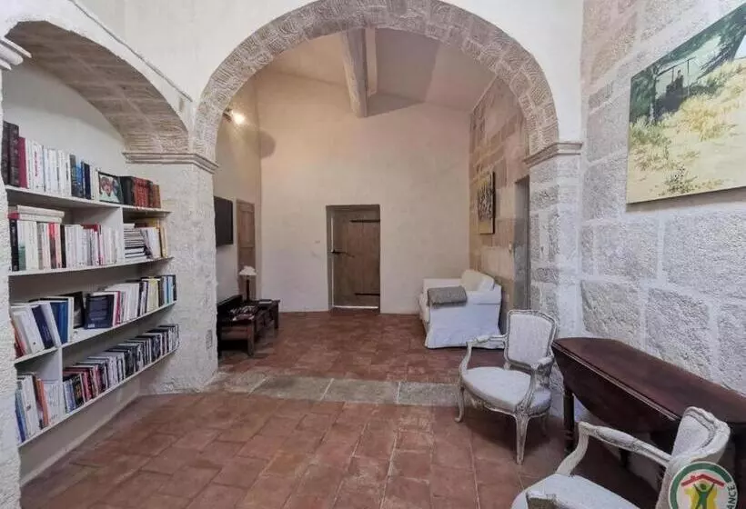 ベッドアンドブレックファースト Villa Verde   Suite De 100m2 Avec 2 Chambres Et Terrace   Possibilité Table D Hôte