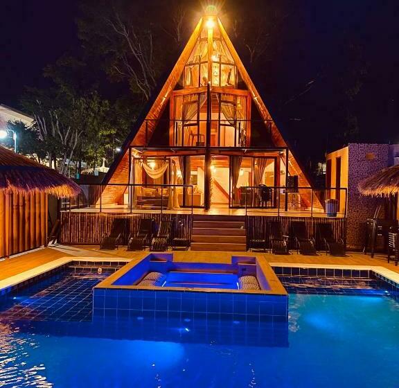 هتل Cabaña Costa Azul