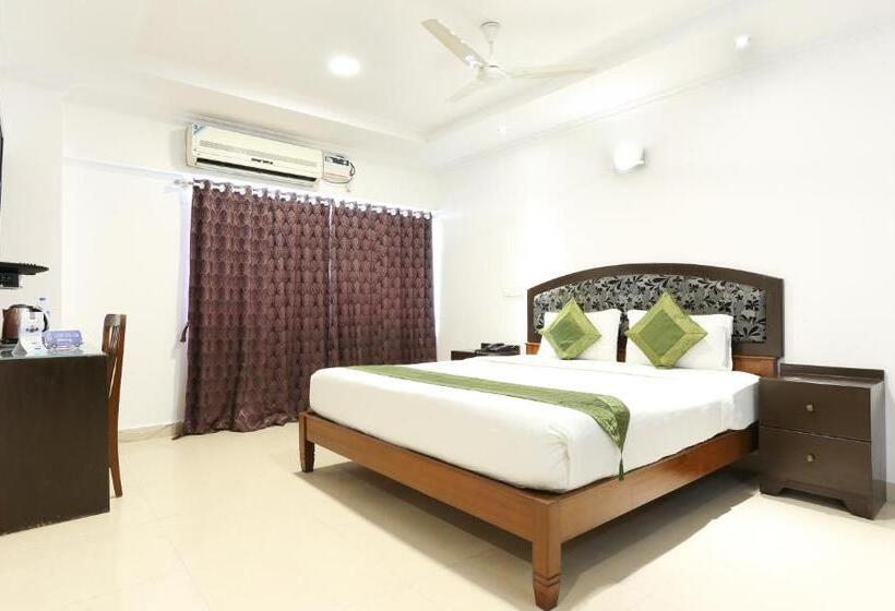 Hotel Octave Fairway Suites