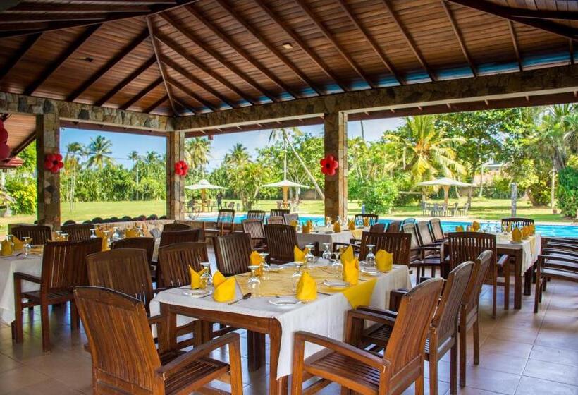 酒店 River View Banquet & Resort