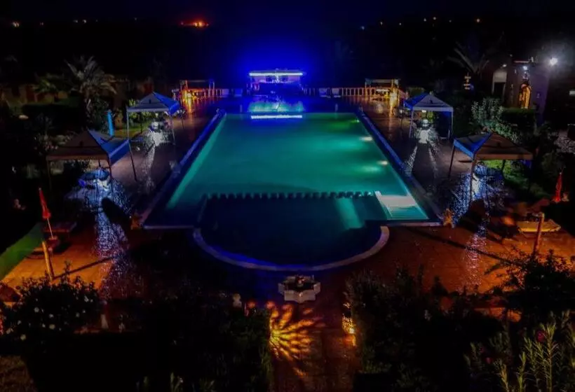 Hotelli Salma Palms Hôtel