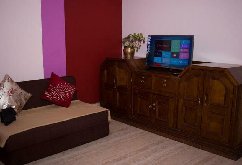 ホテル Tseyotpang S Demeure