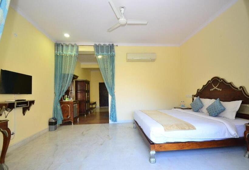 Aaram Baagh A Luxury Nature Resort