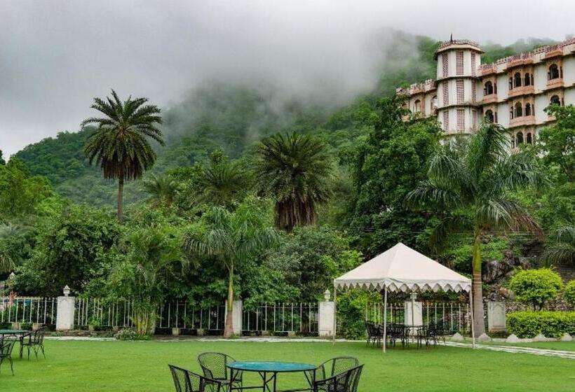 Aaram Baagh A Luxury Nature Resort