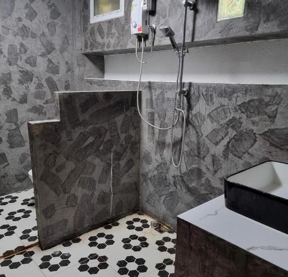 Resort บ้านภทรพรรณ ขุนยวม แม่ฮ่องสอน Pataraphan House, Khunyuam, Maehongson, Thailand