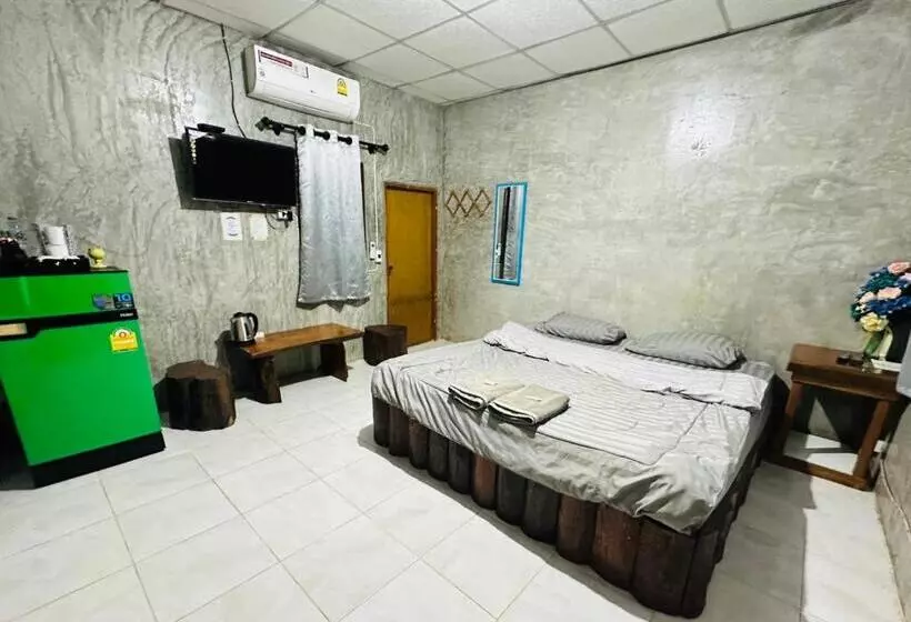 Lomakeskus บ้านภทรพรรณ ขุนยวม แม่ฮ่องสอน Pataraphan House, Khunyuam, Maehongson, Thailand