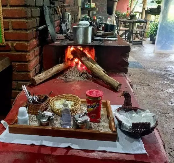 Retkeilymaja Pousada Ilhas Do Sol