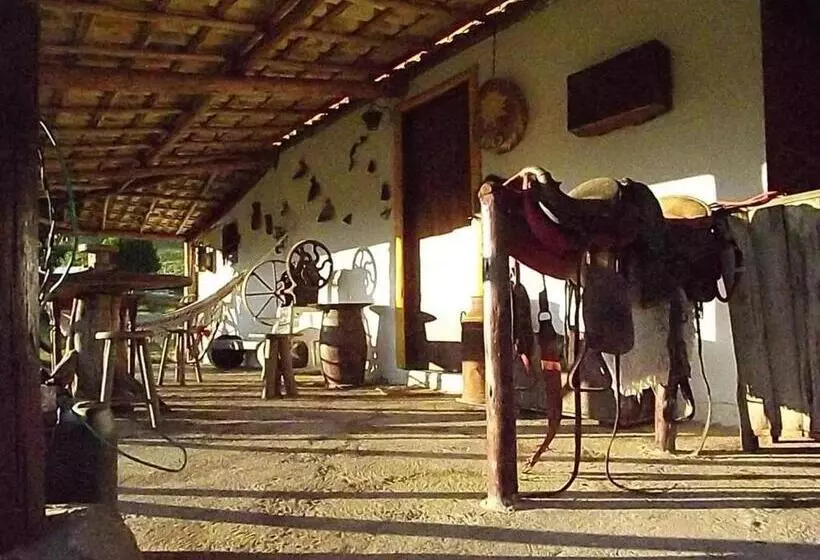 Retkeilymaja Pousada Ilhas Do Sol