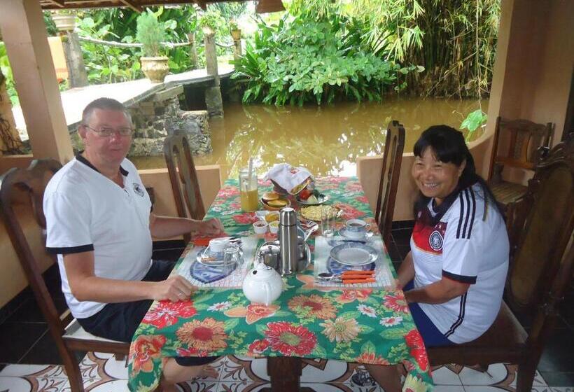 ユースホステル Pousada Villa Amari