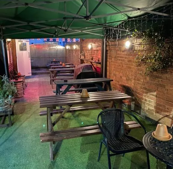 Retkeilymaja The Plough Inn Wigston