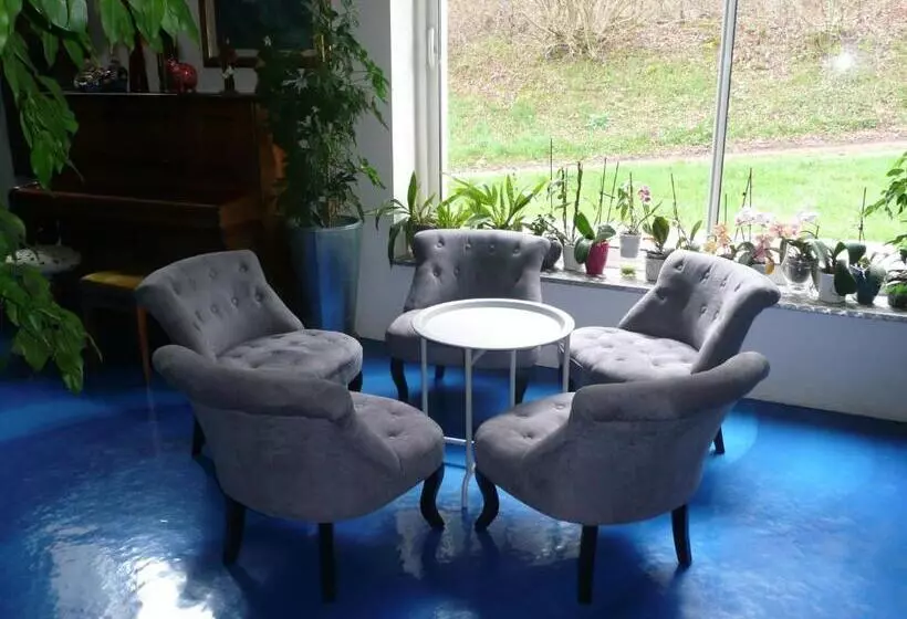 Aamiaismajoitus (B&B) Au Palton