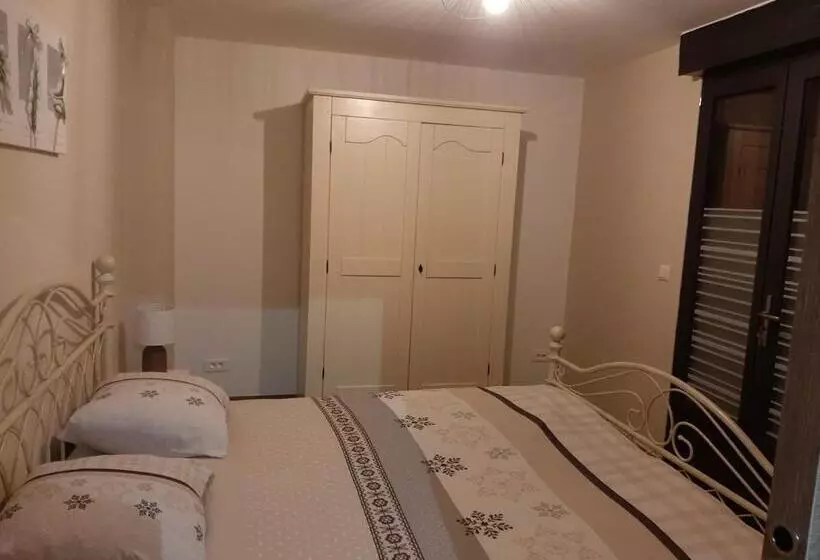 Aamiaismajoitus (B&B) Chambre D Hotes Le Pigeonnier