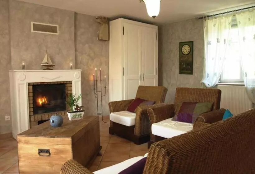 ベッドアンドブレックファースト Chambres D Hôtes Dinan