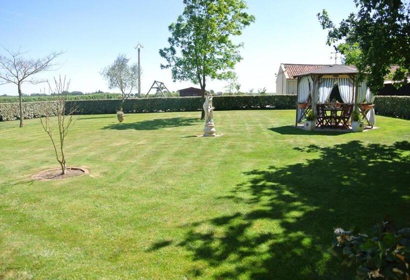 تختخواب و صبحانه Chez Michel Et Josette