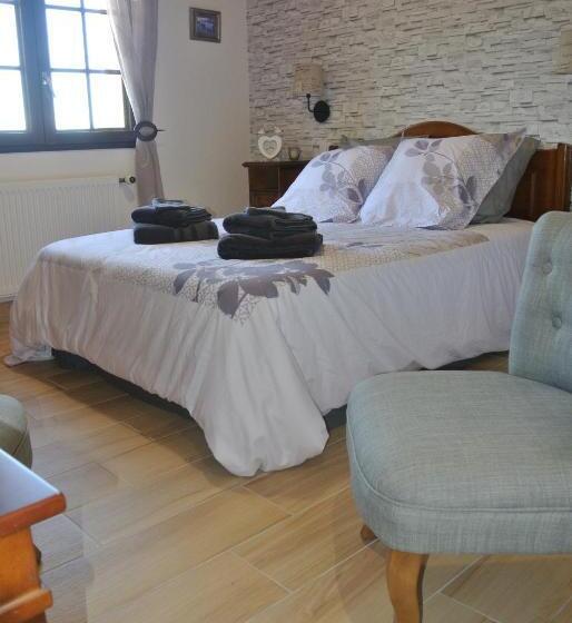 تختخواب و صبحانه Chez Michel Et Josette