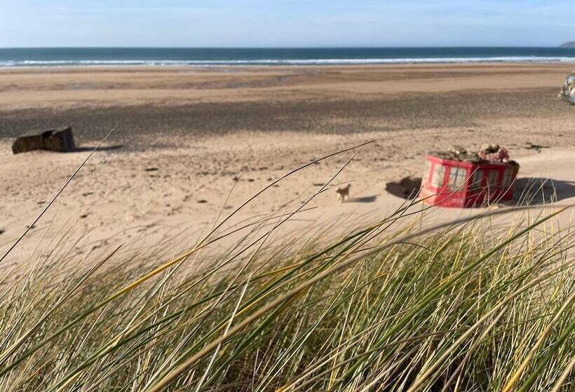 ベッドアンドブレックファースト Fleur & Mer