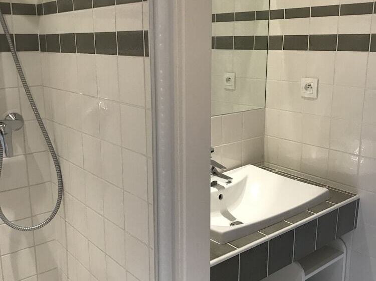 ベッドアンドブレックファースト Fleur & Mer