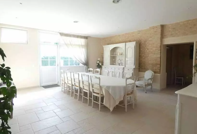 Aamiaismajoitus (B&B) La Grange Champenoise