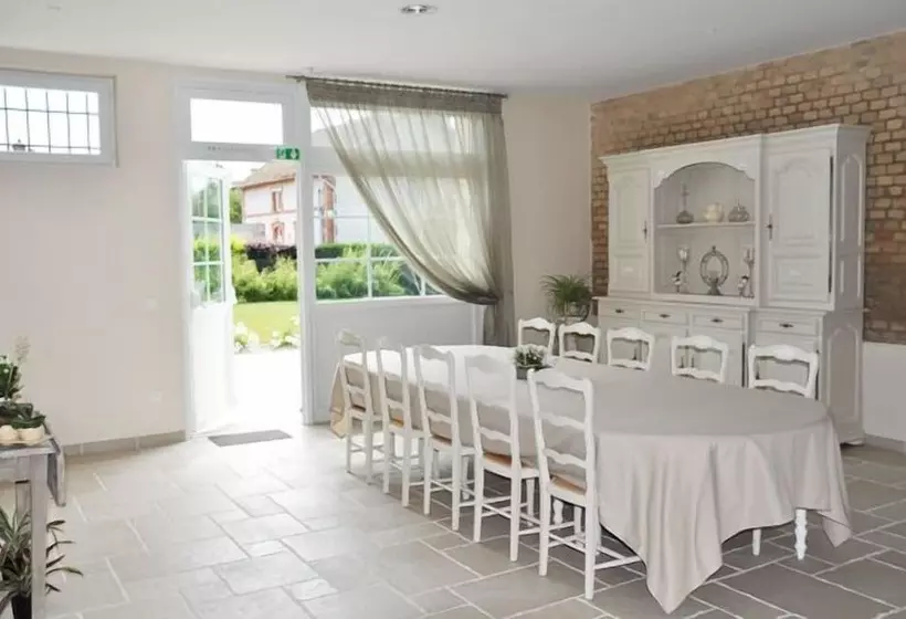 Aamiaismajoitus (B&B) La Grange Champenoise