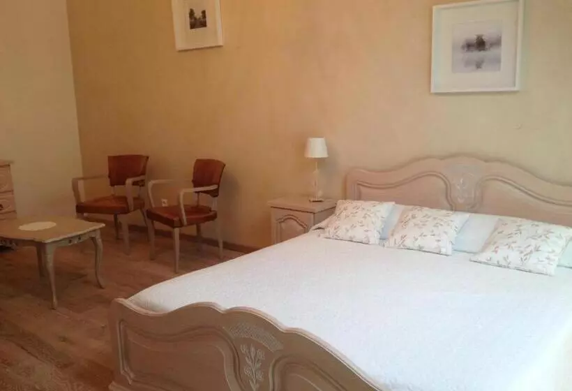 Aamiaismajoitus (B&B) La Grange Champenoise