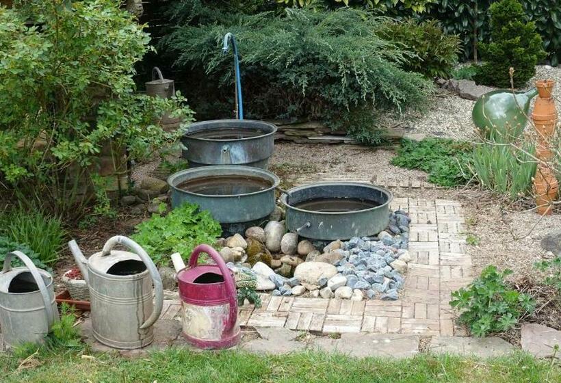 ベッドアンドブレックファースト Le Jardin Des Secrets