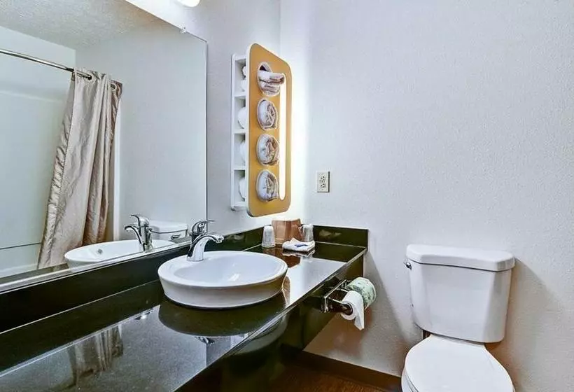 ホテル Economy Inn Pittsburgh Airport