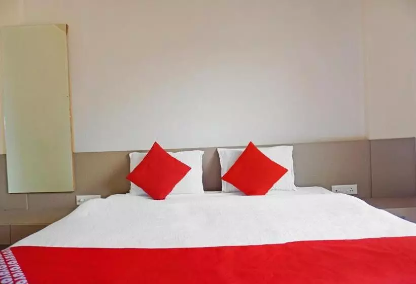 Hotelli Flagship 84218  Bankar House