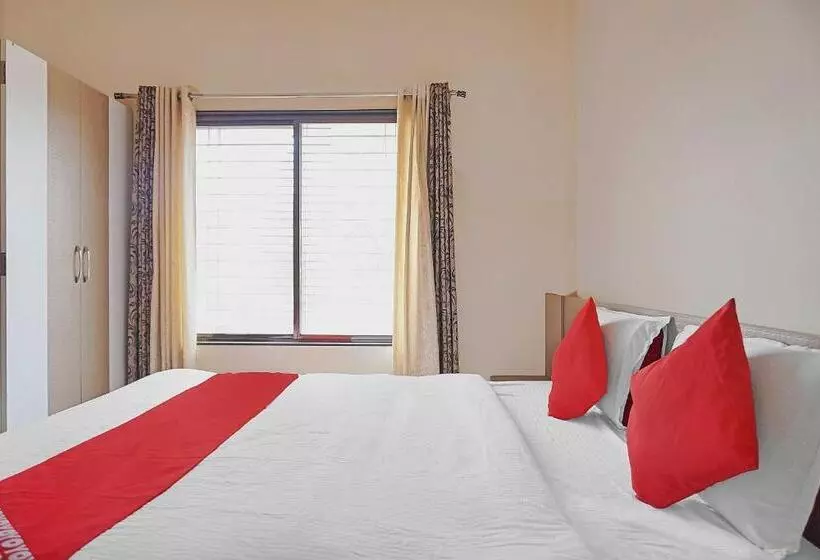 Hotelli Flagship 84218  Bankar House