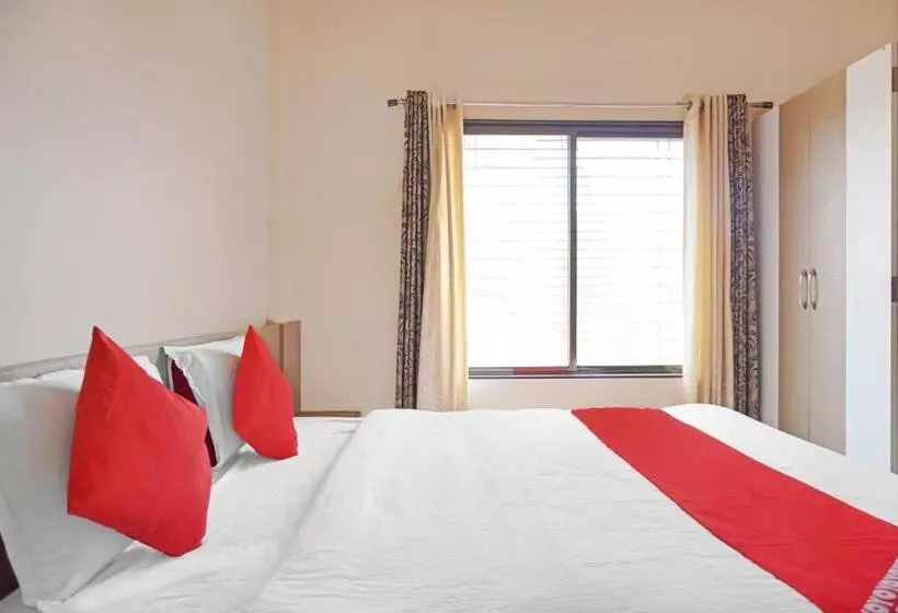 Hotelli Flagship 84218  Bankar House