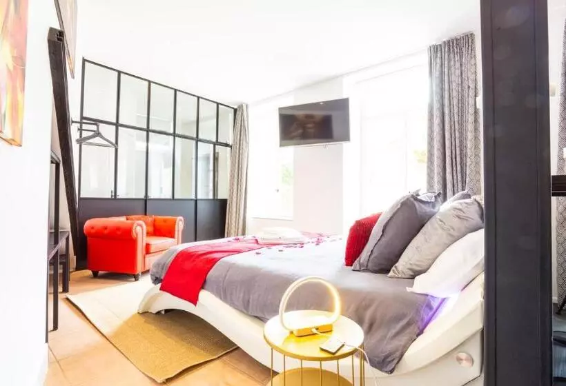 Majatalo Le Prieuré   Suites Romantiques Spa Privatif, Piscine, Jardin, Massages Proche De Toulouse