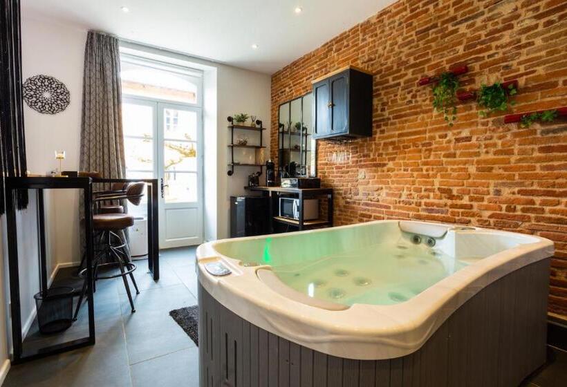 פנסיון Le Prieuré   Suites Romantiques Spa Privatif, Piscine, Jardin, Massages Proche De Toulouse