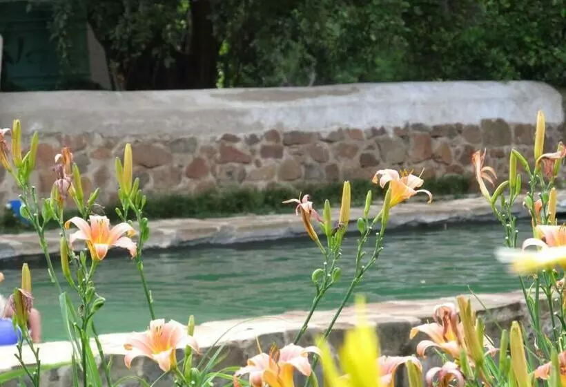 ペンション Hillside Farm