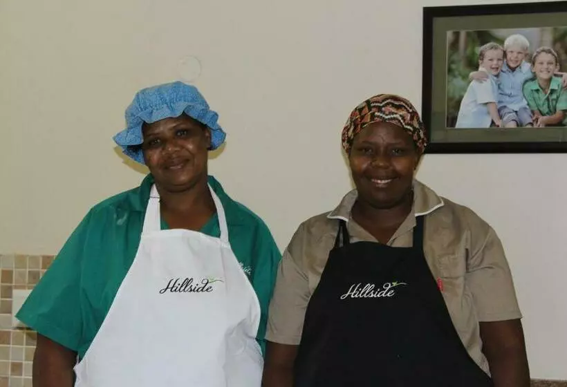 ペンション Hillside Farm