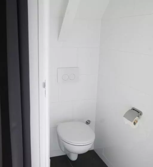 ペンション Prins Van Poederoijen