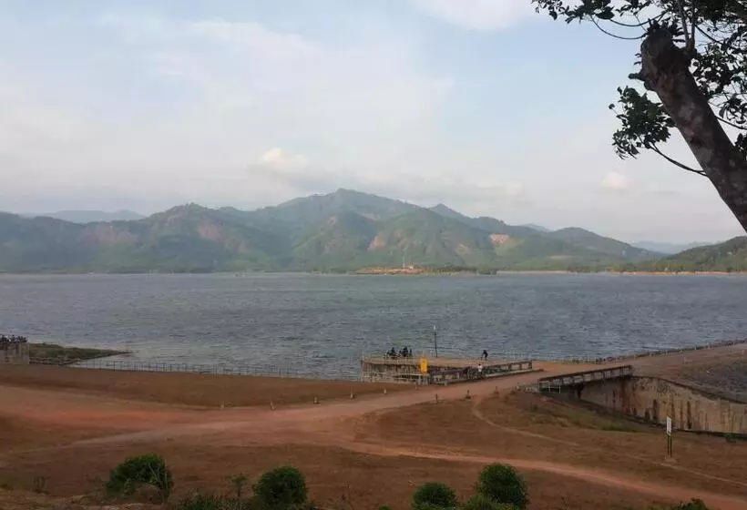 Lomakeskus Chomdao Baan Manisa