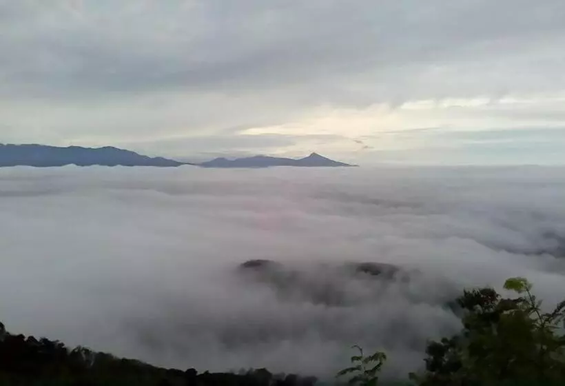 Lomakeskus Chomdao Baan Manisa