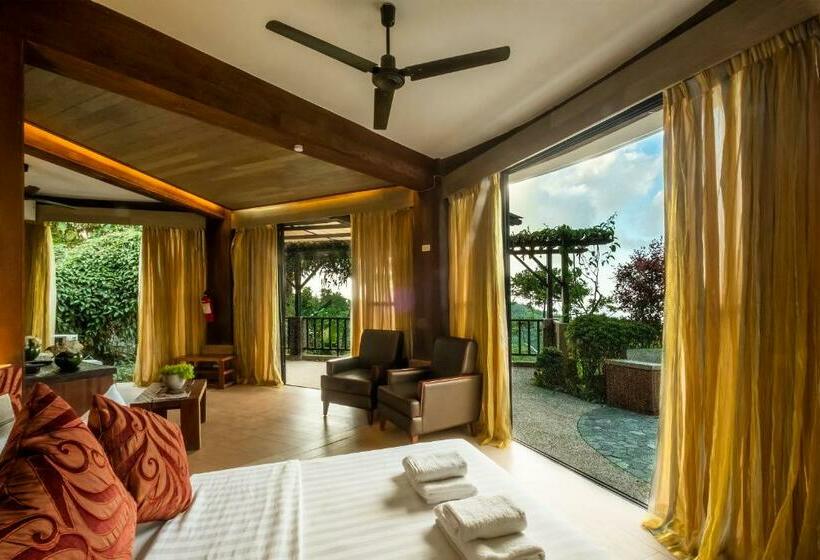 West 35 Eco Mountain Resort