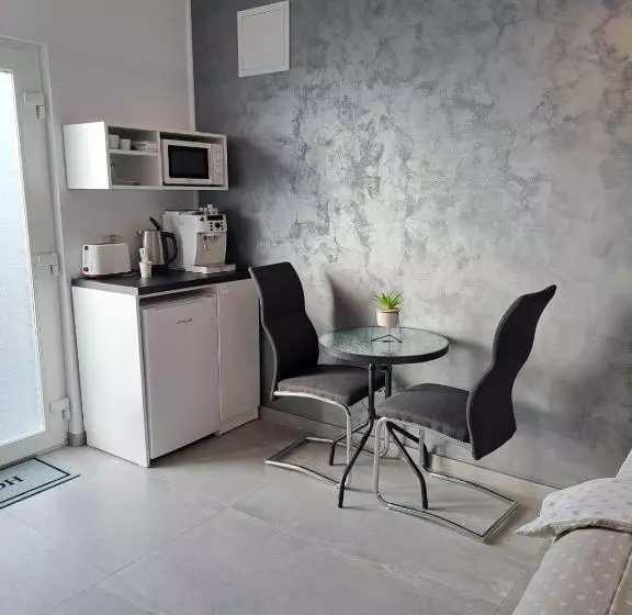 ペンション Kevin&jessica Rooms