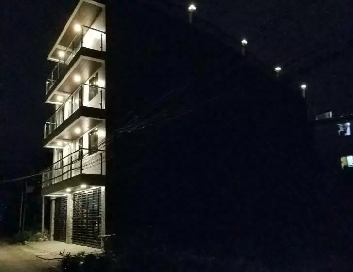 ユースホステル Jsk Apartment