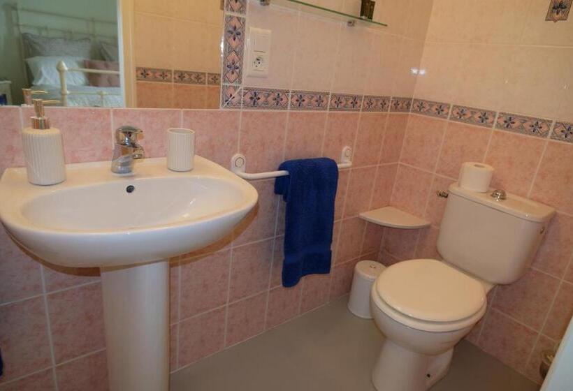 مبيت وإفطار Au Chiron