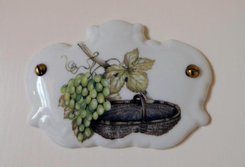 مبيت وإفطار Au Chiron