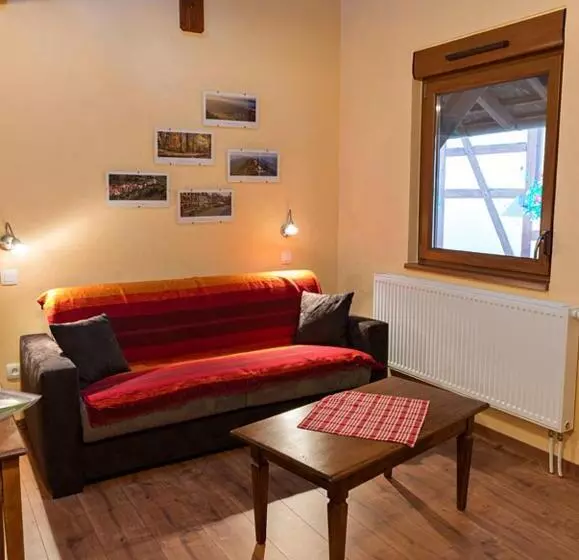 ベッドアンドブレックファースト Au Gre Des Chateaux