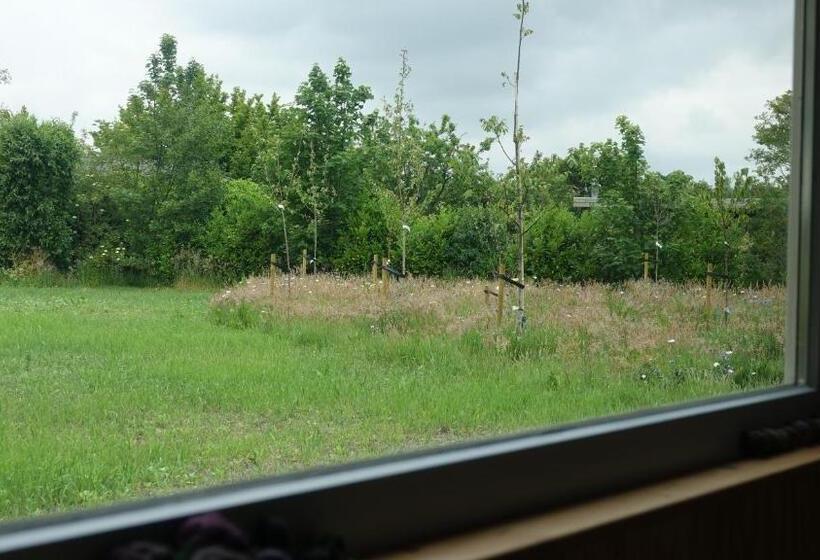 צימר Bêd En Brochje De Hollen