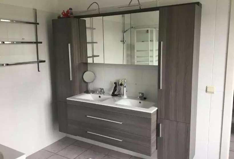 Aamiaismajoitus (B&B) Casa Matteo De Haan Grote Straat 152