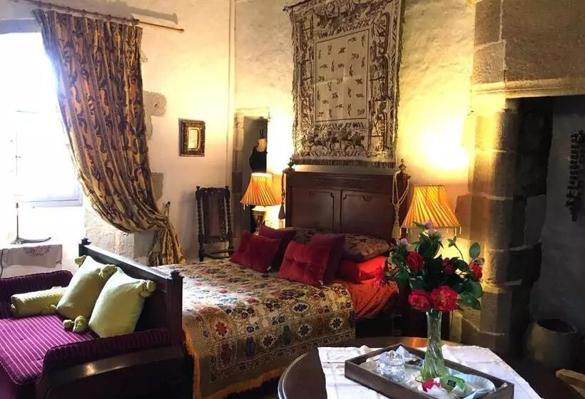 Aamiaismajoitus (B&B) Chateau Mareuil