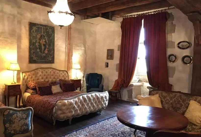 Aamiaismajoitus (B&B) Chateau Mareuil