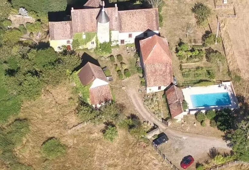 Aamiaismajoitus (B&B) Chateau Mareuil