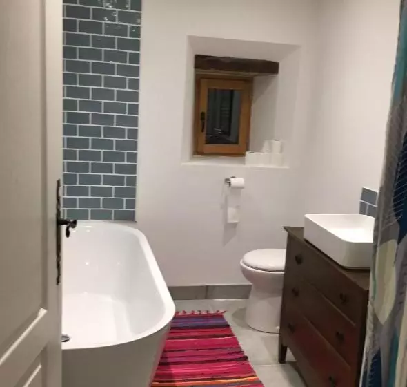 Aamiaismajoitus (B&B) Chateau Mareuil